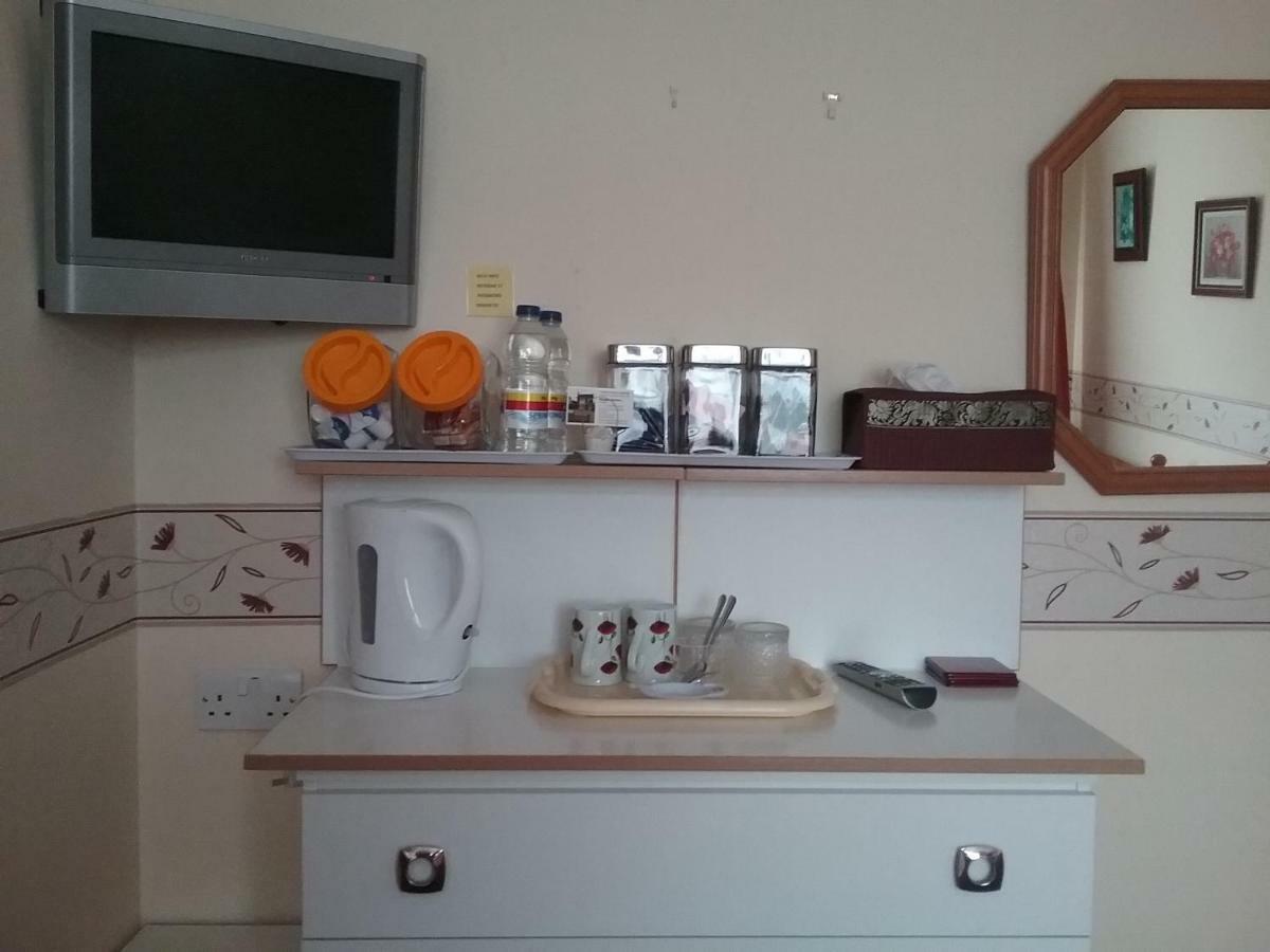 Y-Not Guest House Бостън Екстериор снимка