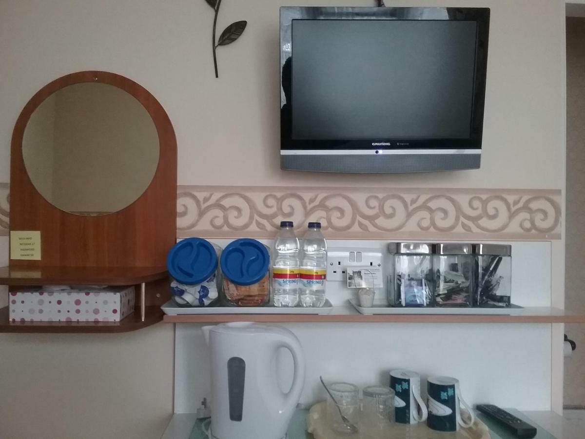 Y-Not Guest House Бостън Екстериор снимка