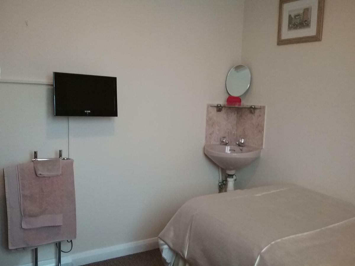 Y-Not Guest House Бостън Екстериор снимка