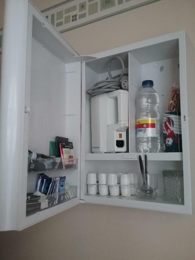 Y-Not Guest House Бостън Екстериор снимка
